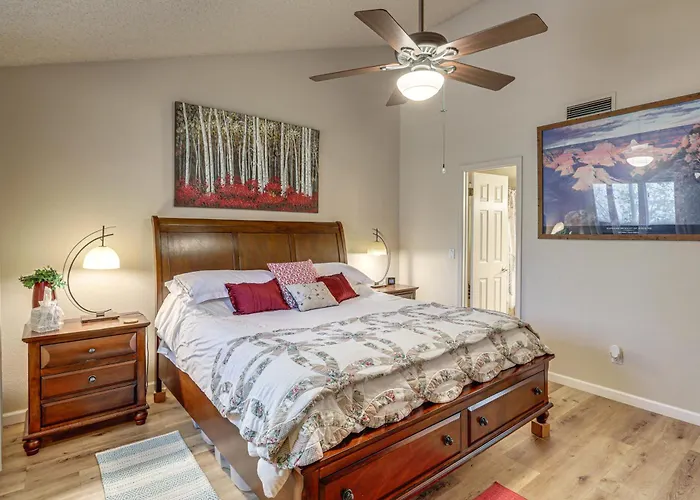 Walk To Golf & Trails! 'aspen House' In *