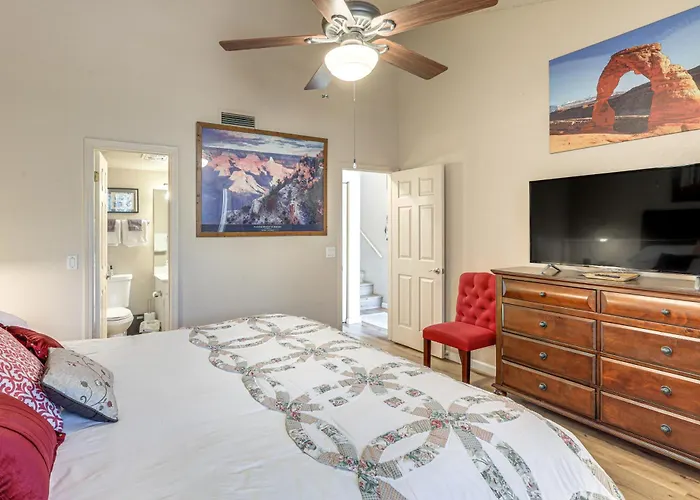 Holiday home Walk To Golf & Trails! 'aspen House' In