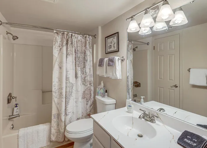Walk To Golf & Trails! 'aspen House' In Holiday home *